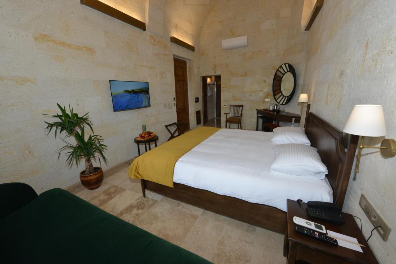 Evanthia Cave Suites Ürgüp Oda fotoğraf