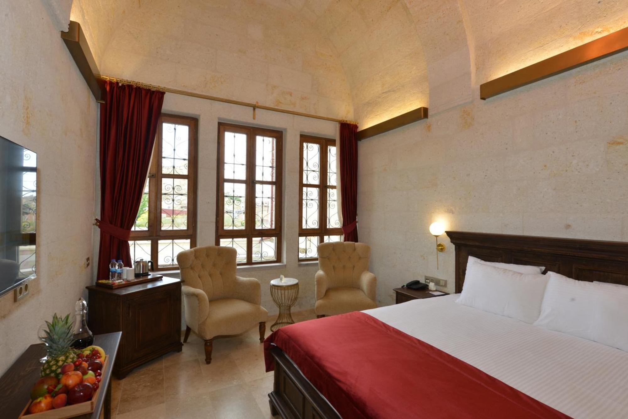 Evanthia Cave Suites Ürgüp Oda fotoğraf