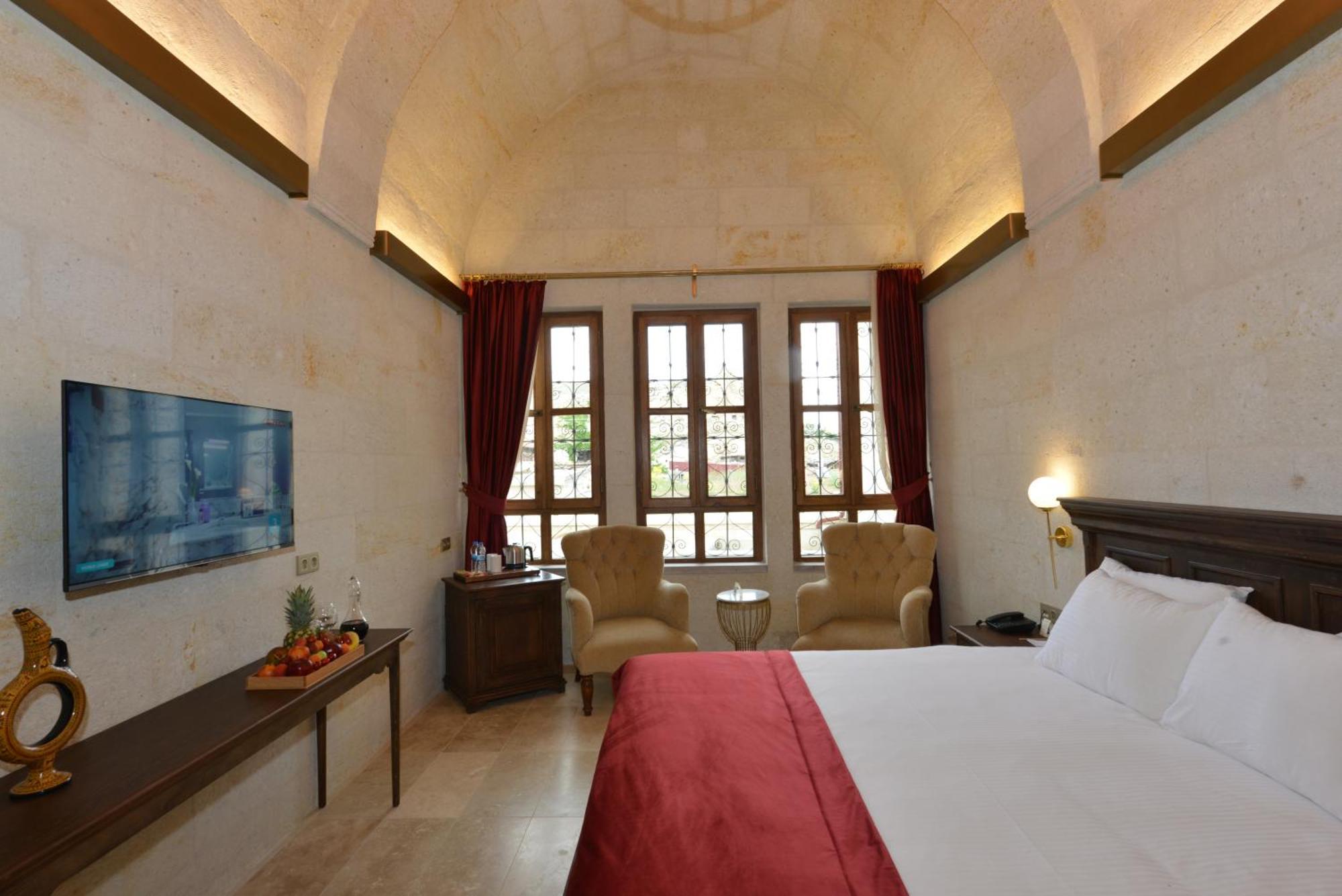 Evanthia Cave Suites Ürgüp Oda fotoğraf