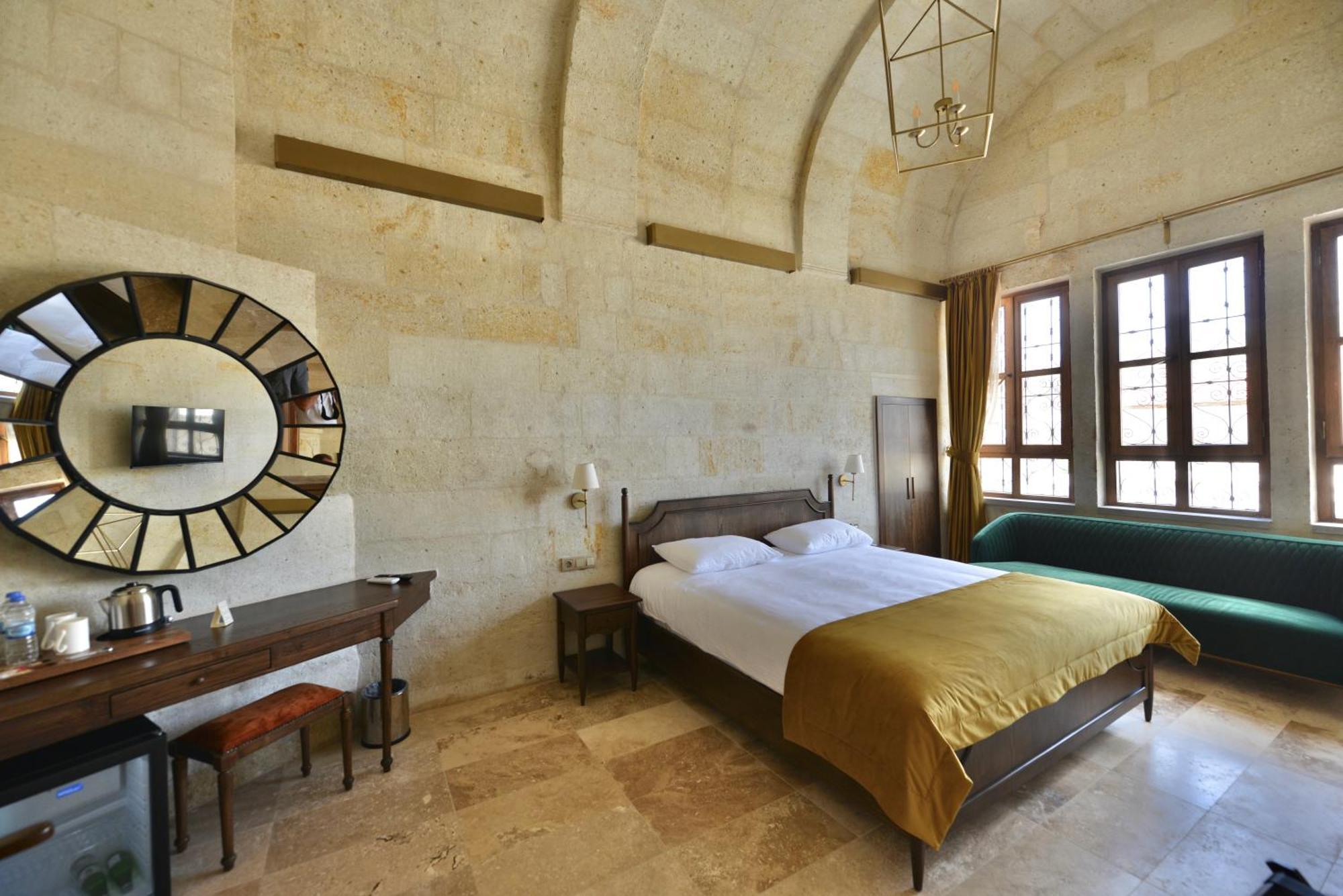 Evanthia Cave Suites Ürgüp Oda fotoğraf