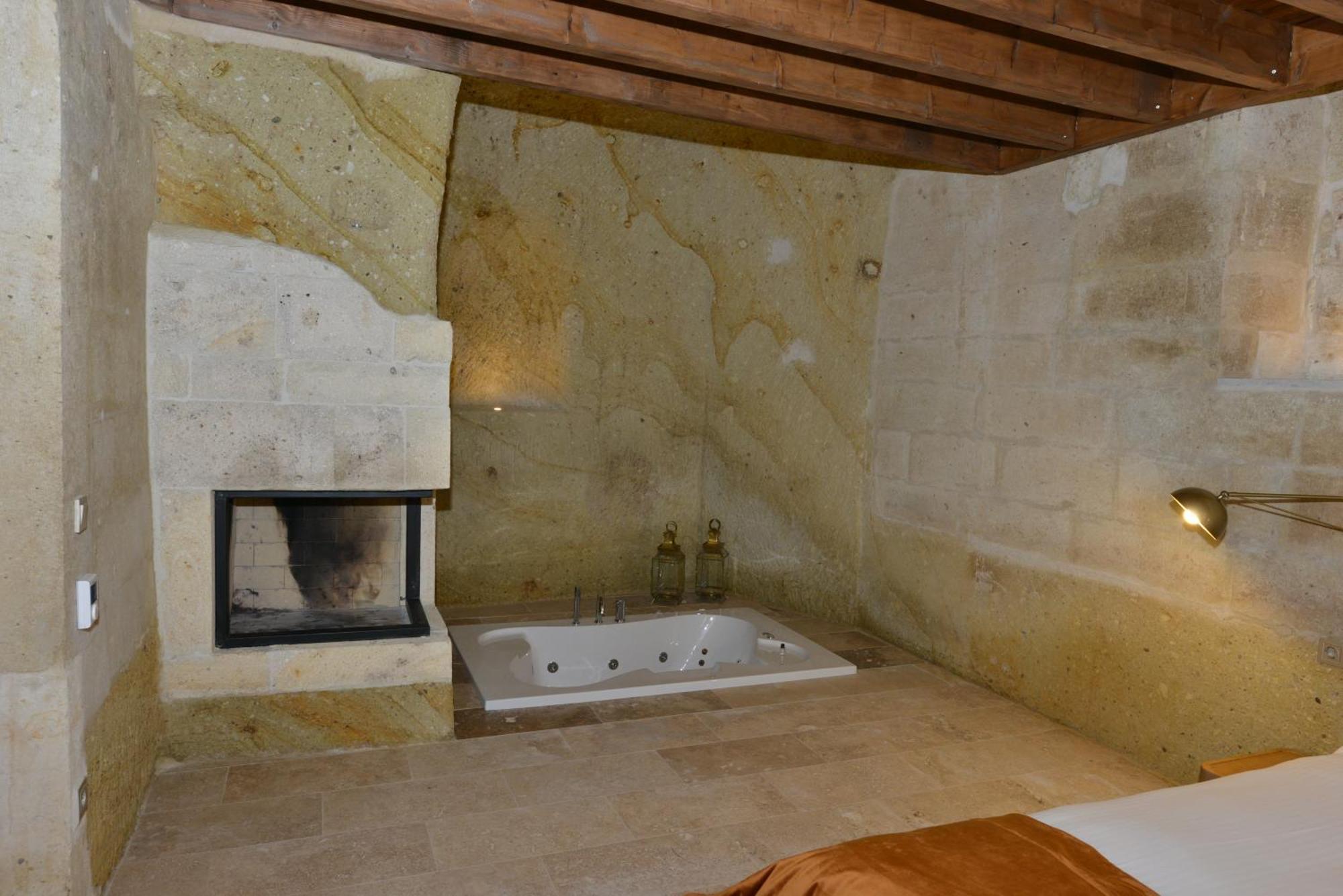 Evanthia Cave Suites Ürgüp Oda fotoğraf